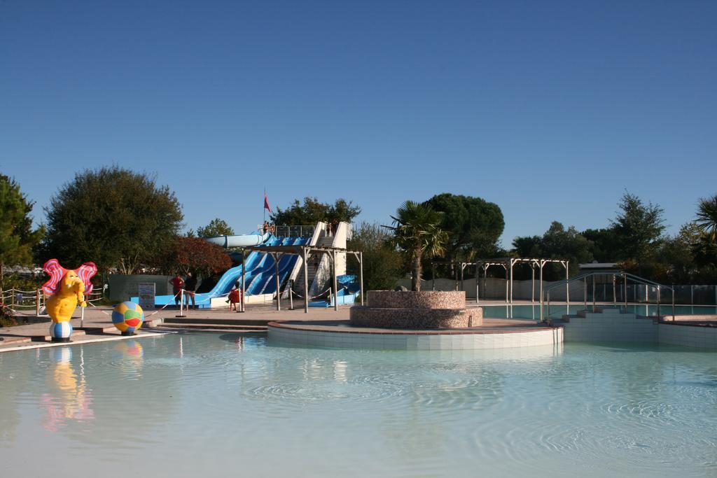 Reve En Famille Hotel Gastes Exterior photo